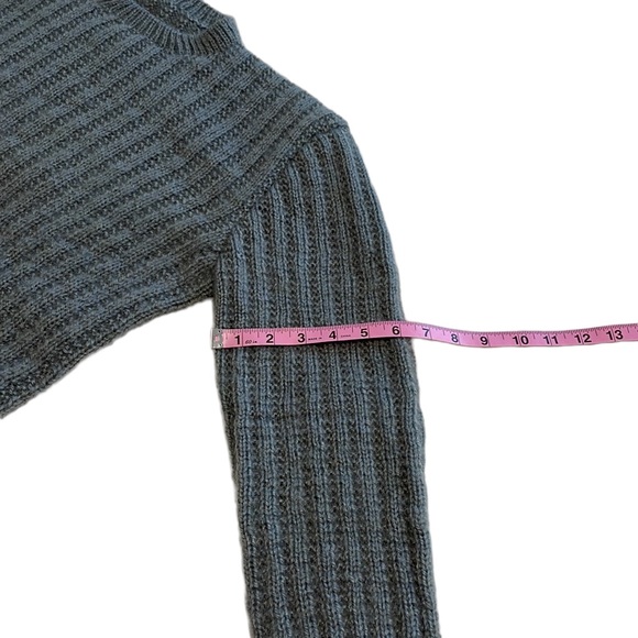 Grey Hand Knit Wool Sweater - Size M - Picture 9 of 9